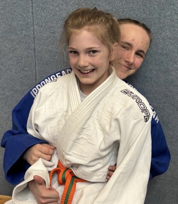 ec6b18da-28e6-42a3-afe3-f8a4dabdff3c